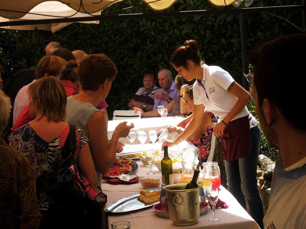 Hotel Ristorante Il Caminetto Diano Marina Eksteriør billede